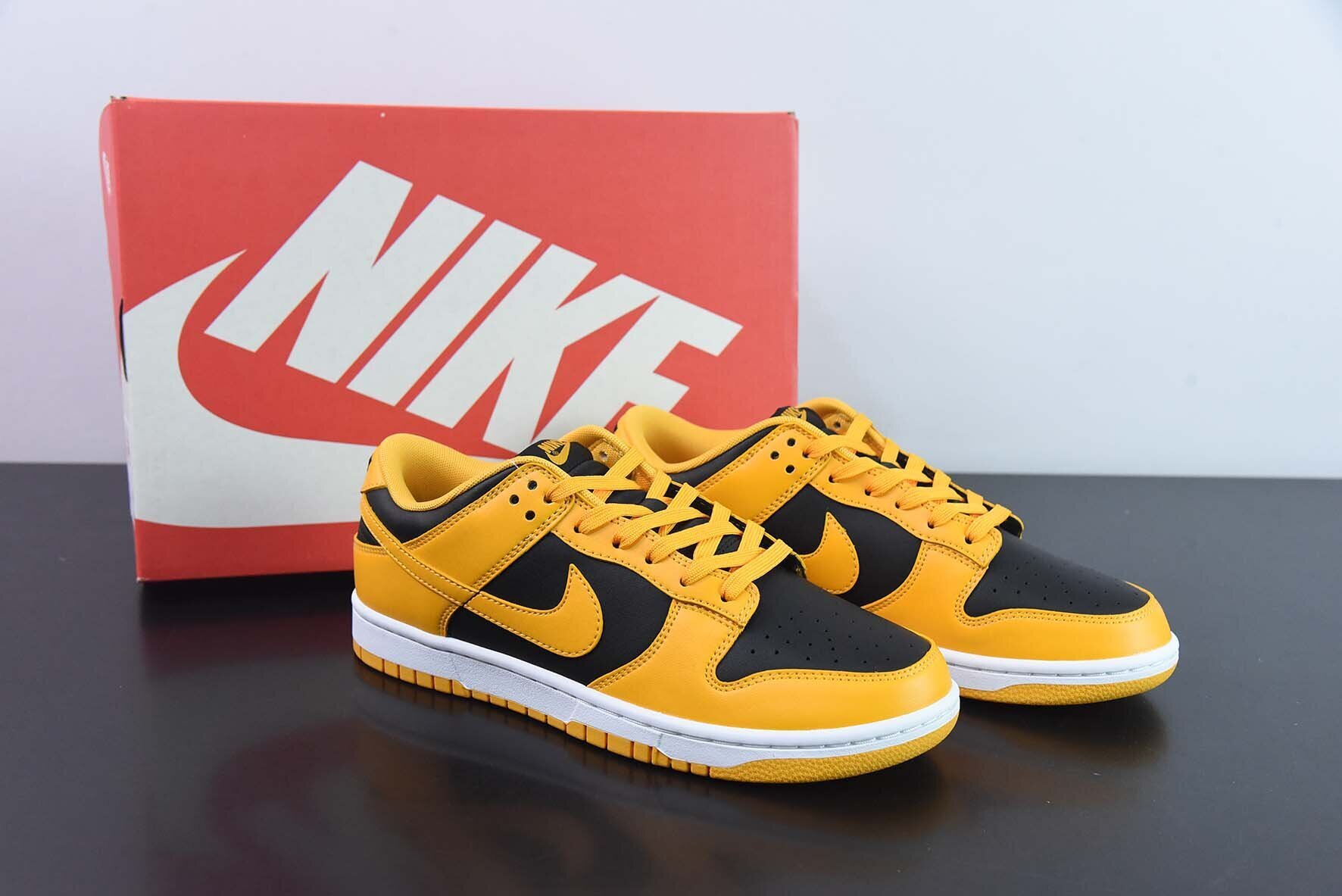Dunk Low Championship Goldenrod - Image 10