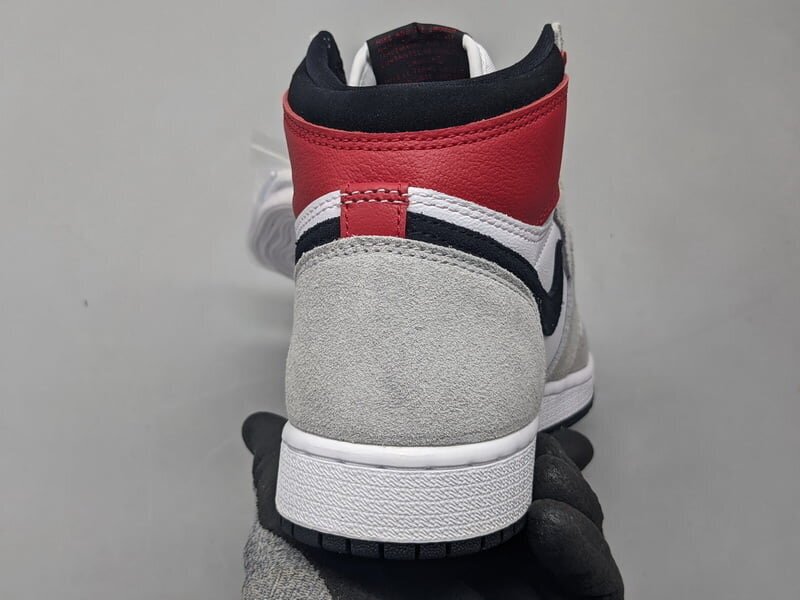 AJ1 Retro High Light Smoke Grey - Image 3