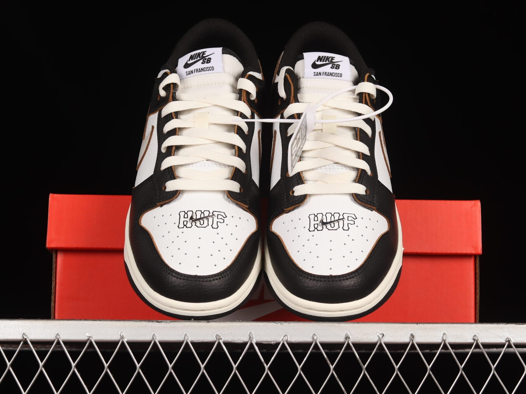 HUF x SB Dunk Low "San Francisco" - Image 6