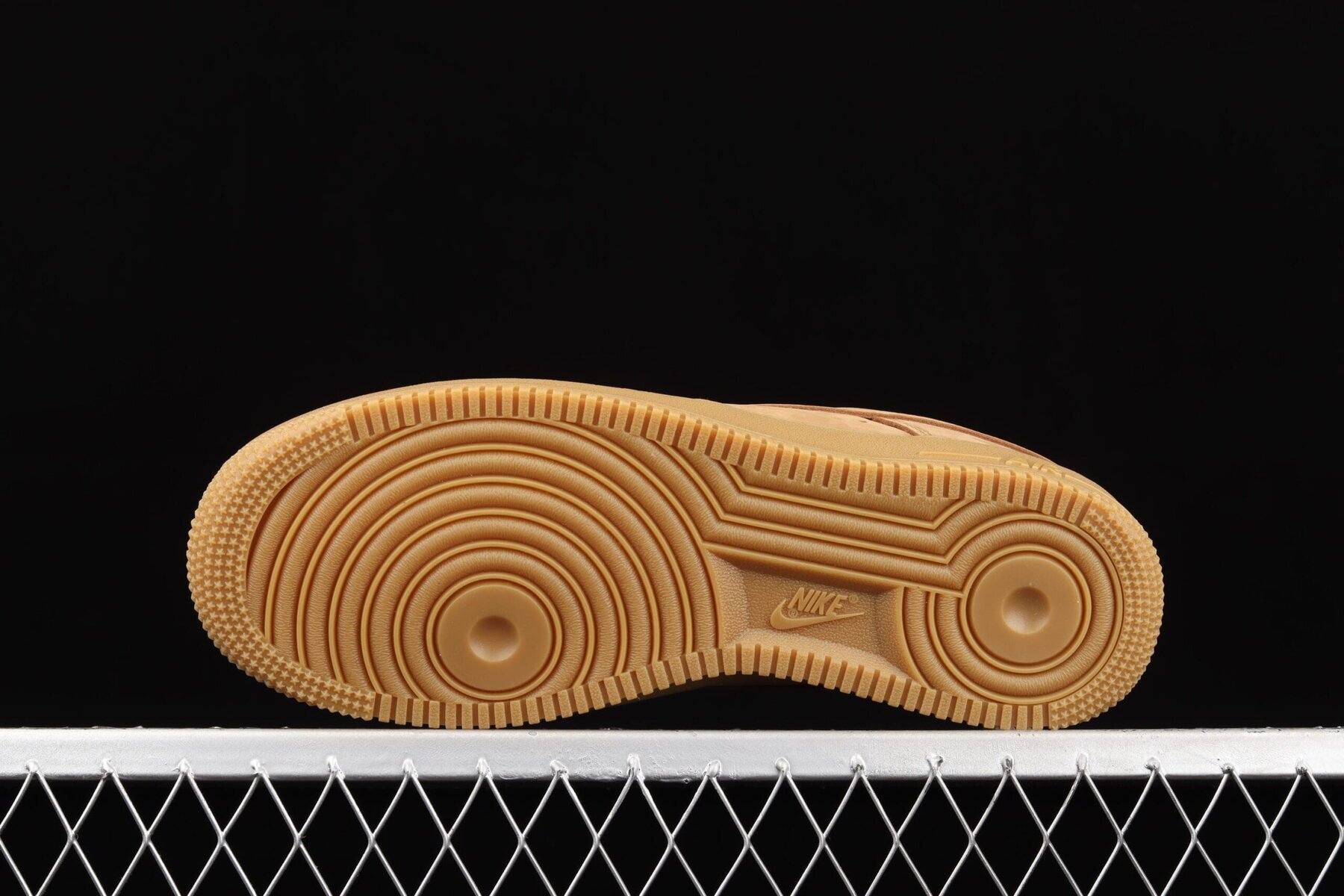 Air Force 1 Low SP Supreme Wheat - Image 7