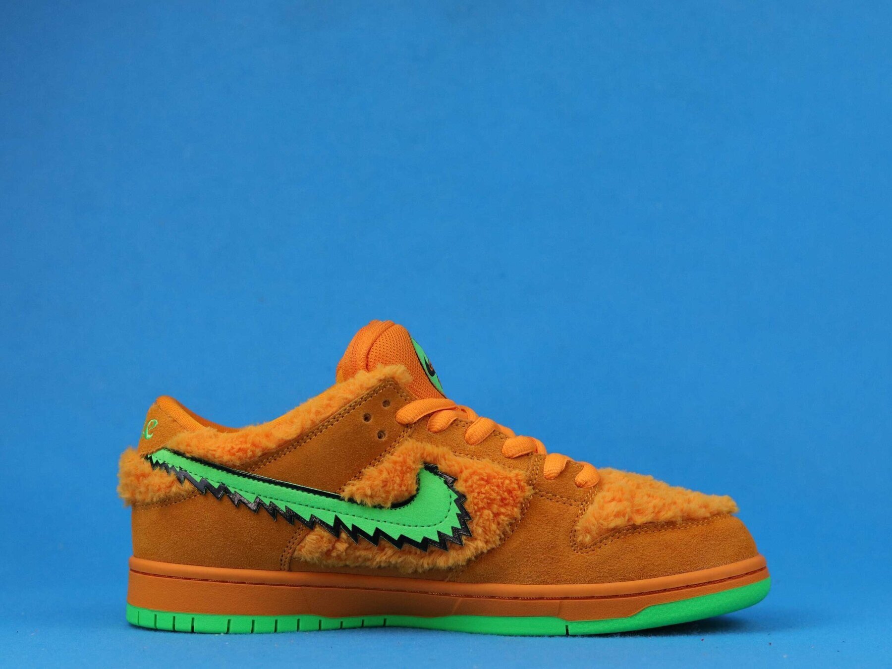 SB Dunk Low Grateful Dead Bears Orange - Image 9