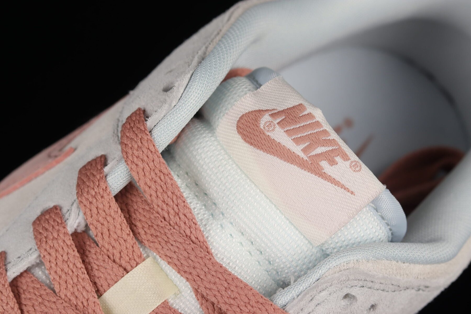 Dunk Low Fossil Rose - Image 6