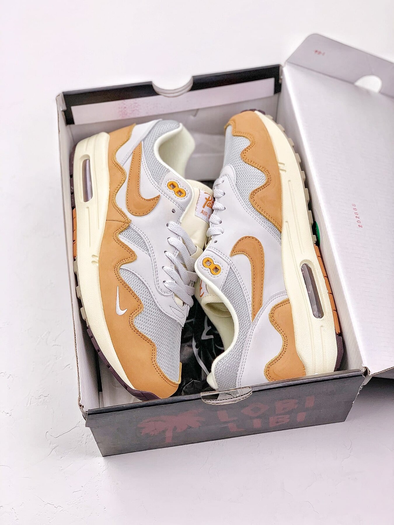 Air Max 1 Patta Waves Monarch - Image 3
