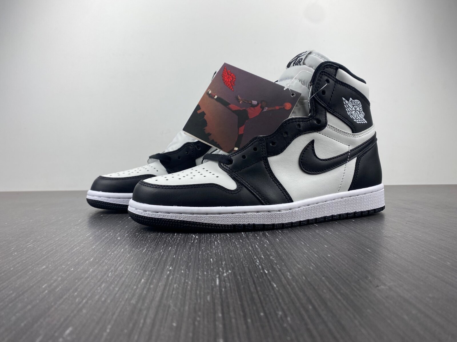AJ1 Retro High '85 OG 'Black White' - Image 5