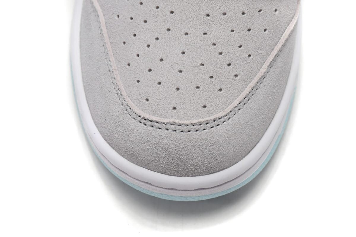 Dunk Low SE Barber Shop Grey - Image 11