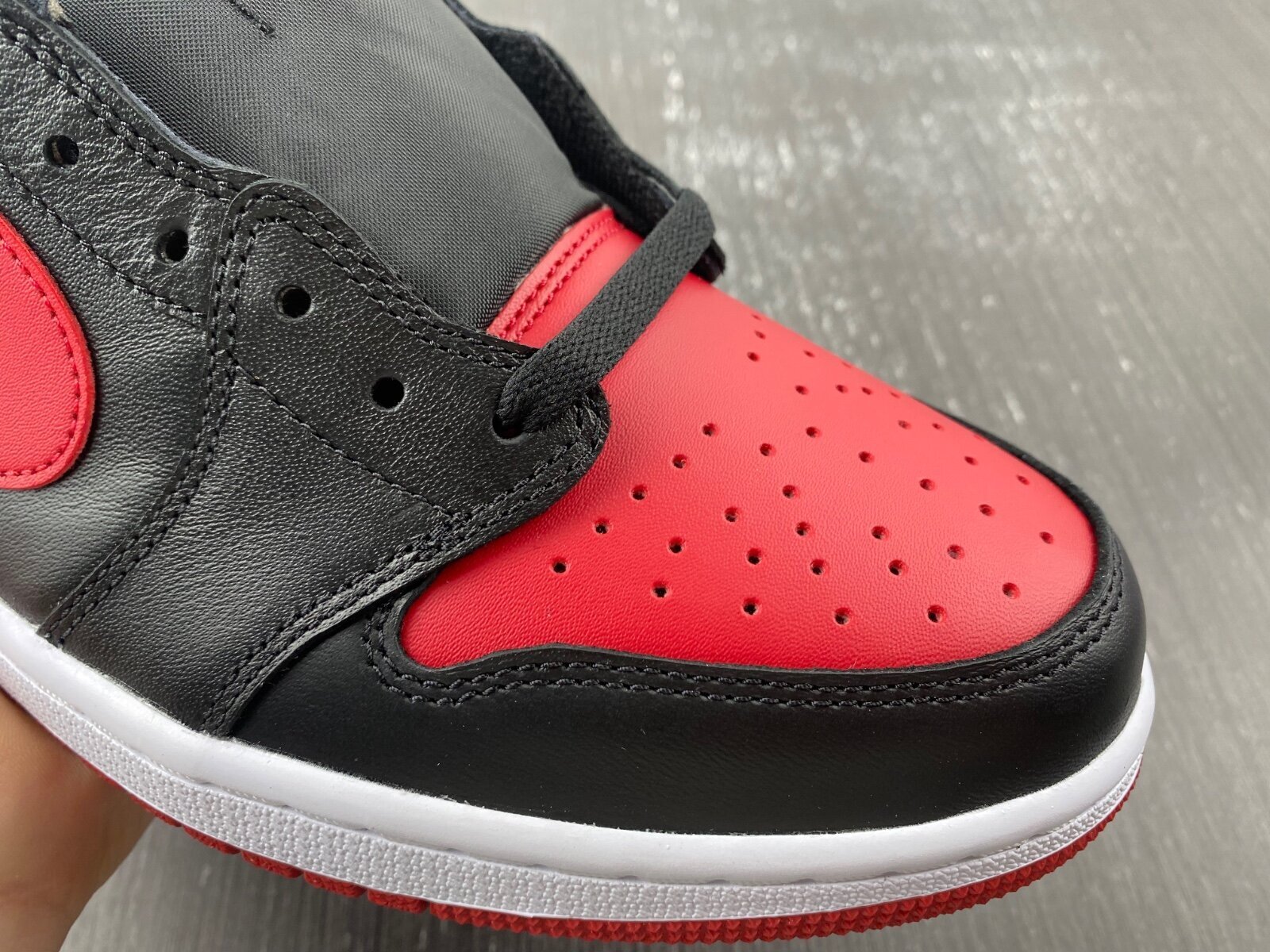 AJ1 Retro Low OG 'Bred' - Image 7