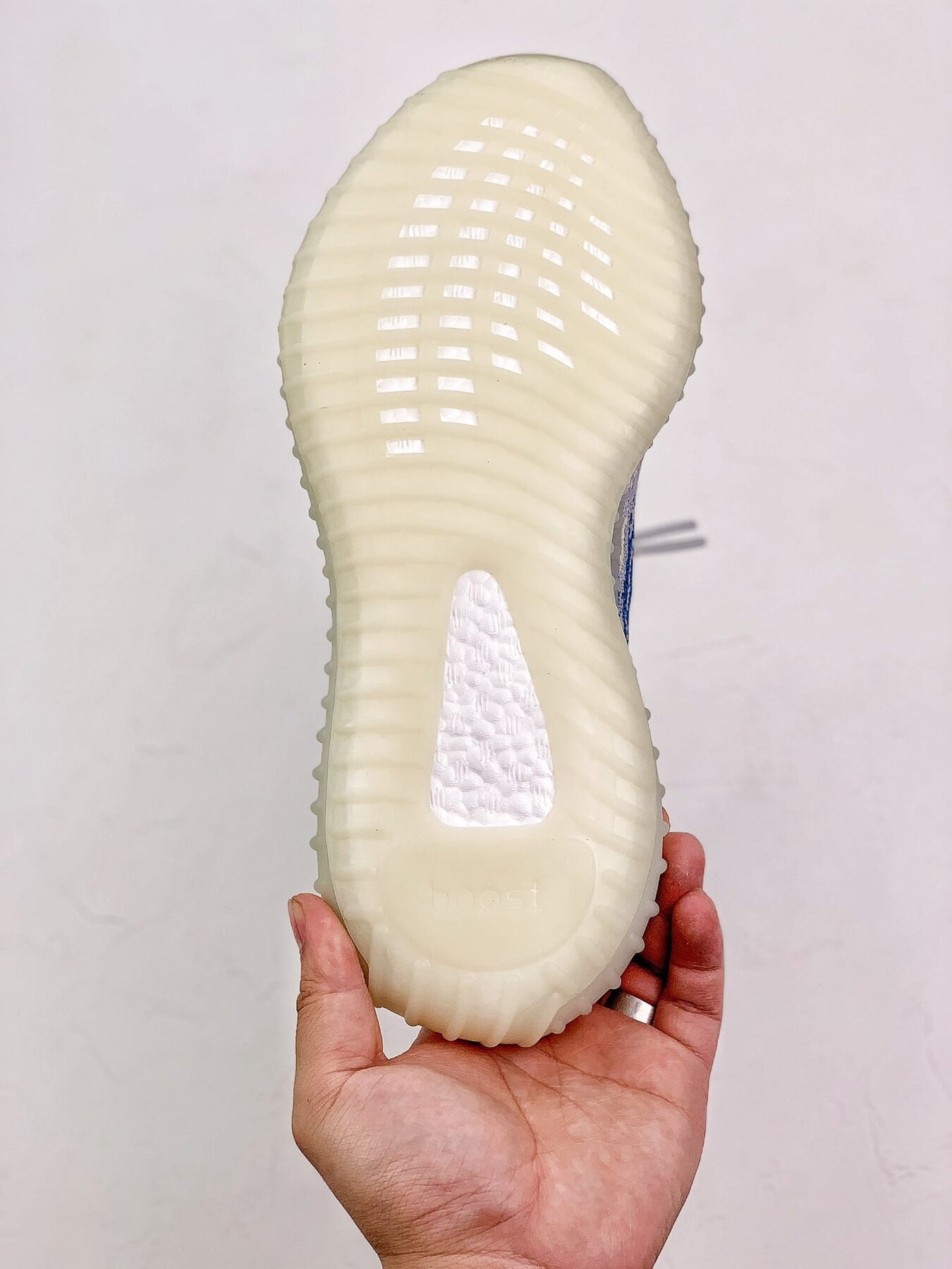 Yeezy Boost 350 V2 MX Frost Blue - Image 5