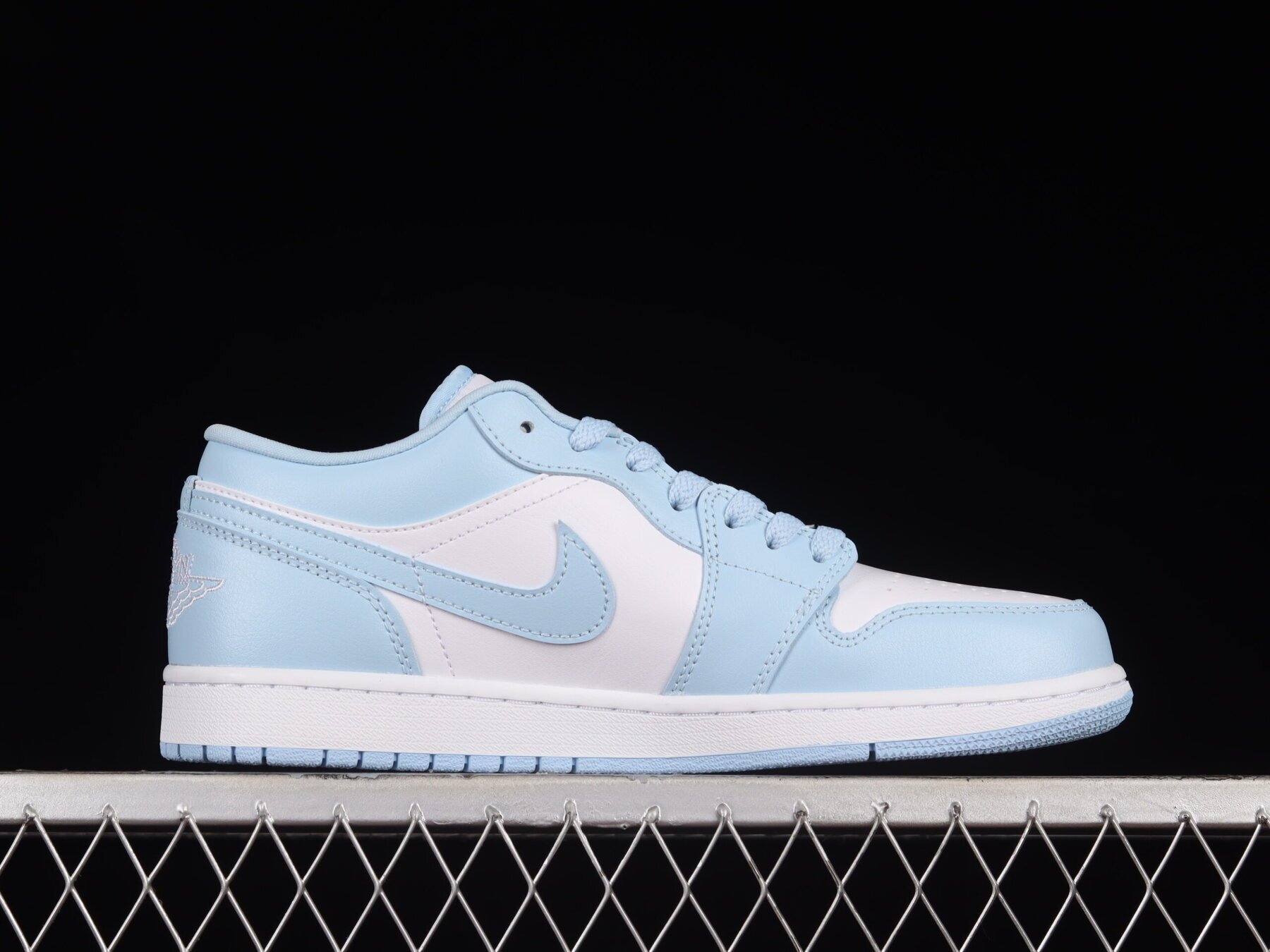 AJ1 Low Aluminum - Image 12