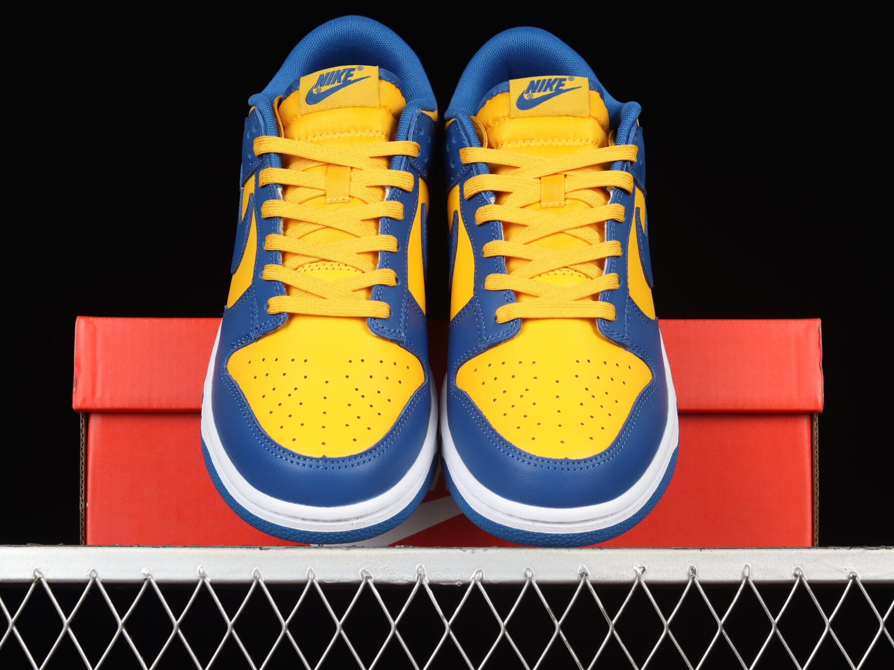 Dunk Low UCLA - Image 8
