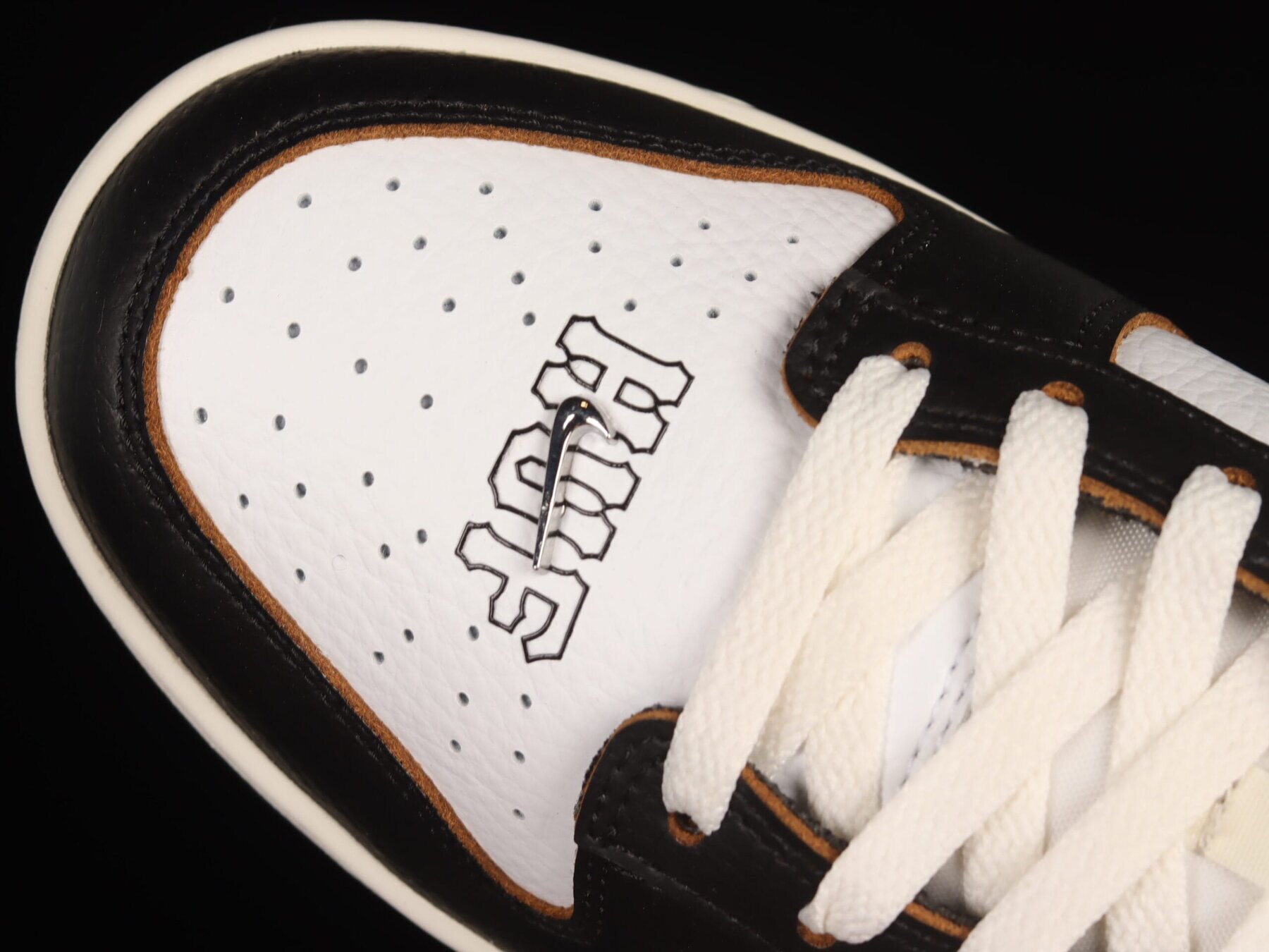 HUF x SB Dunk Low "San Francisco" - Image 4