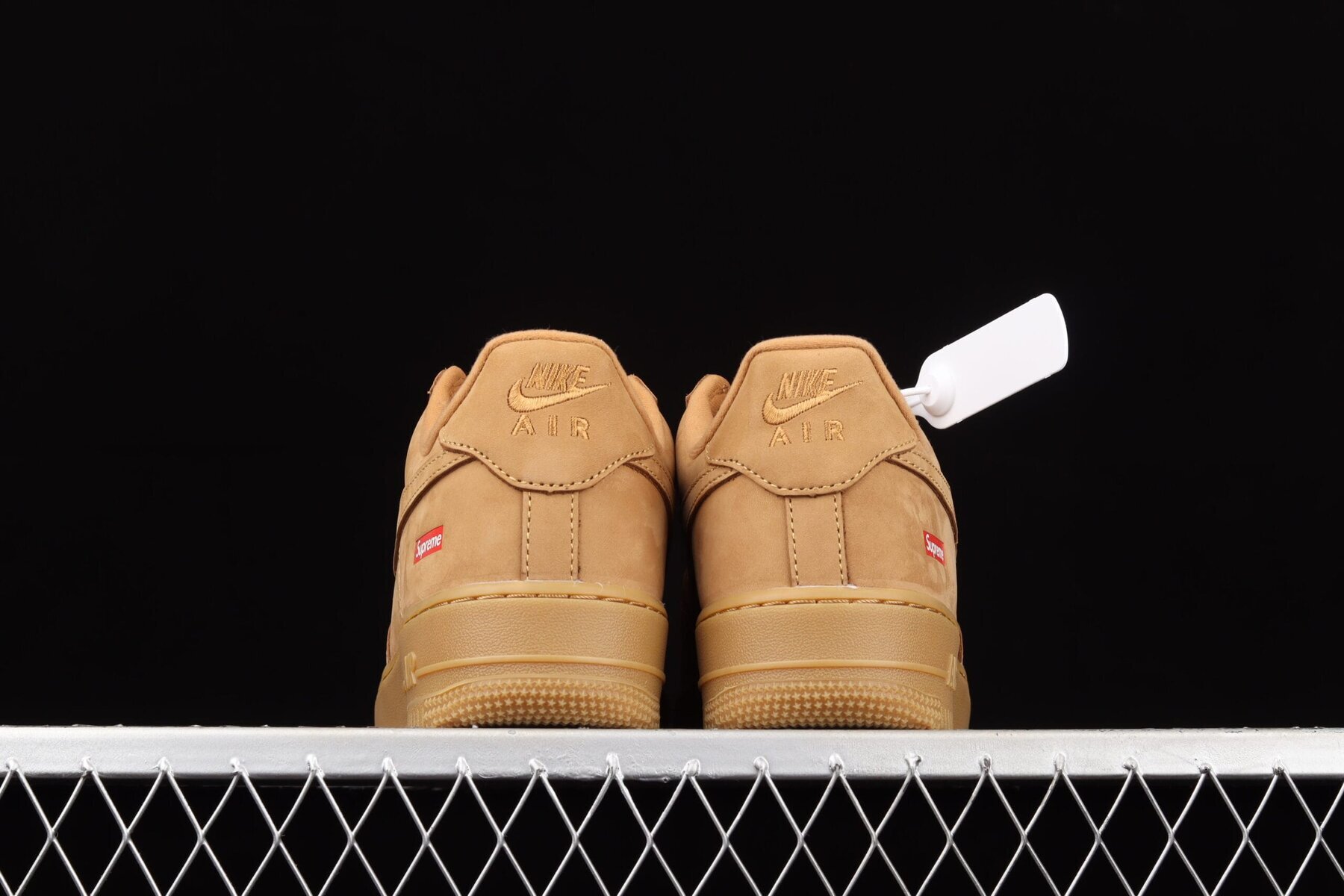Air Force 1 Low SP Supreme Wheat - Image 9