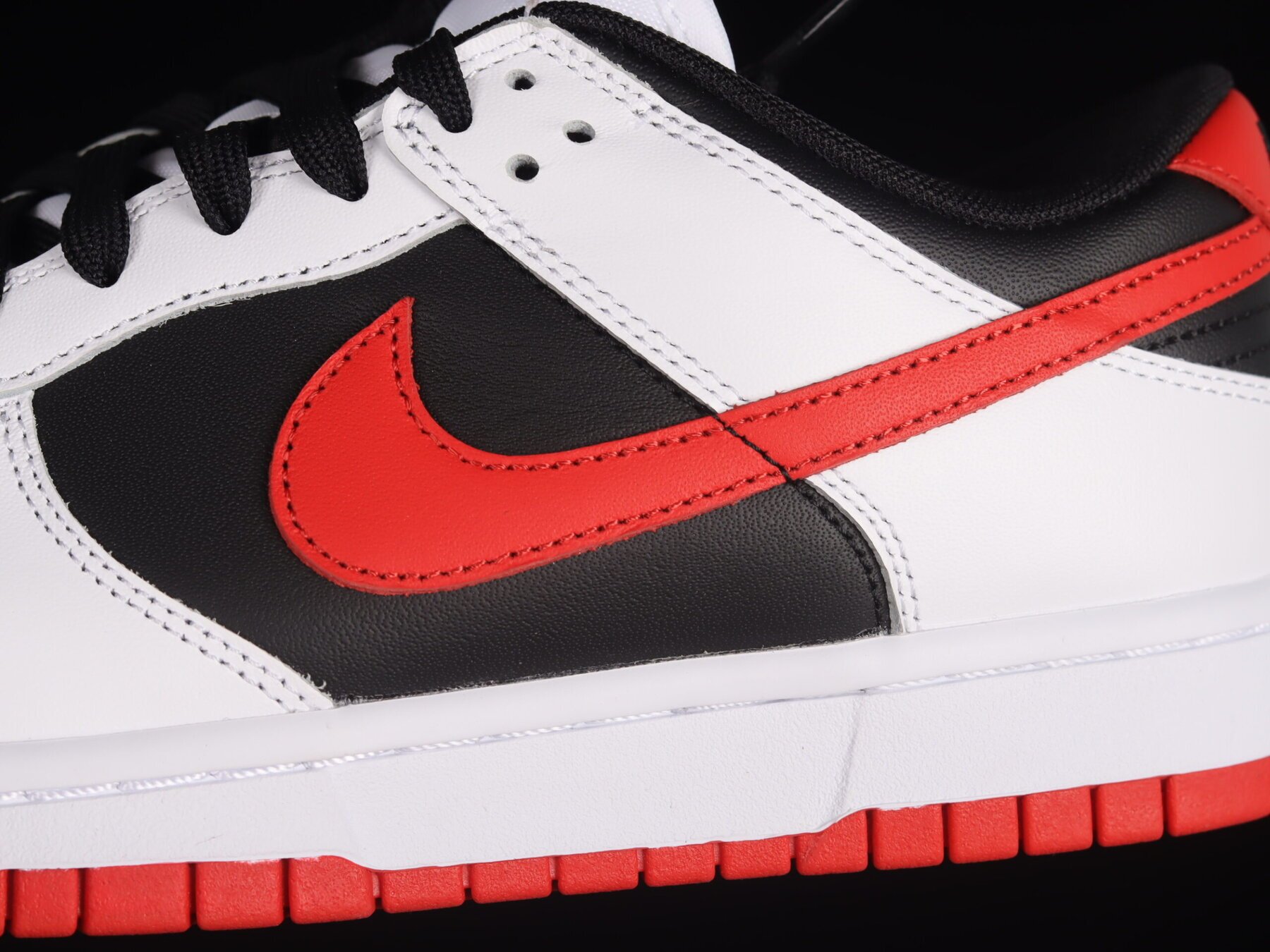 Dunk Low Reverse Panda Red Swoosh - Image 10