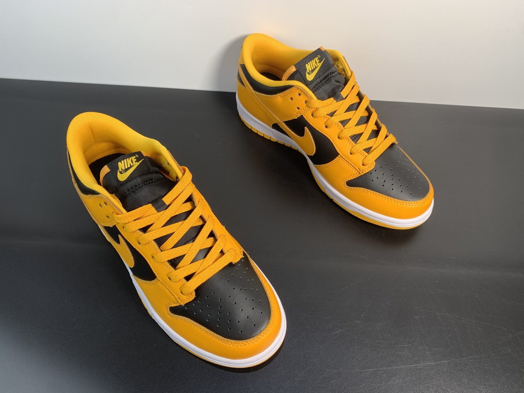 Dunk Low Championship Goldenrod - Image 11