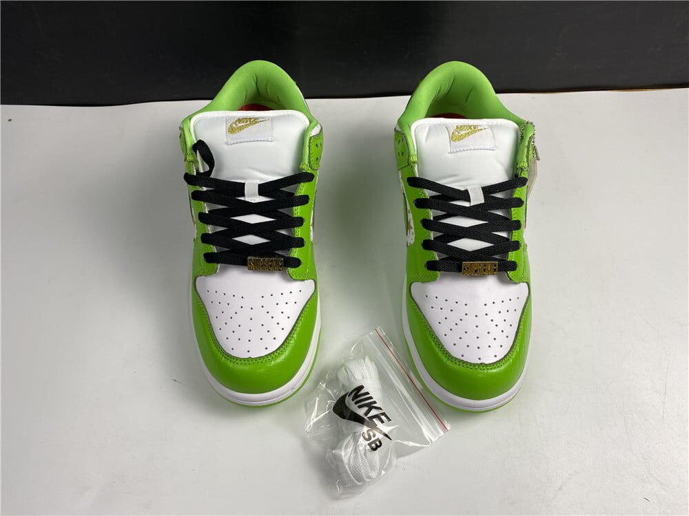 Supreme x SB Dunk Low Mean Green - Image 11