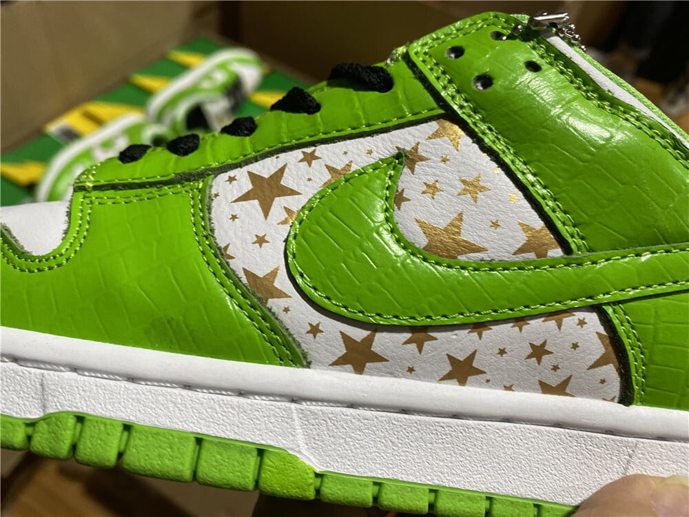 Supreme x SB Dunk Low Mean Green - Image 12