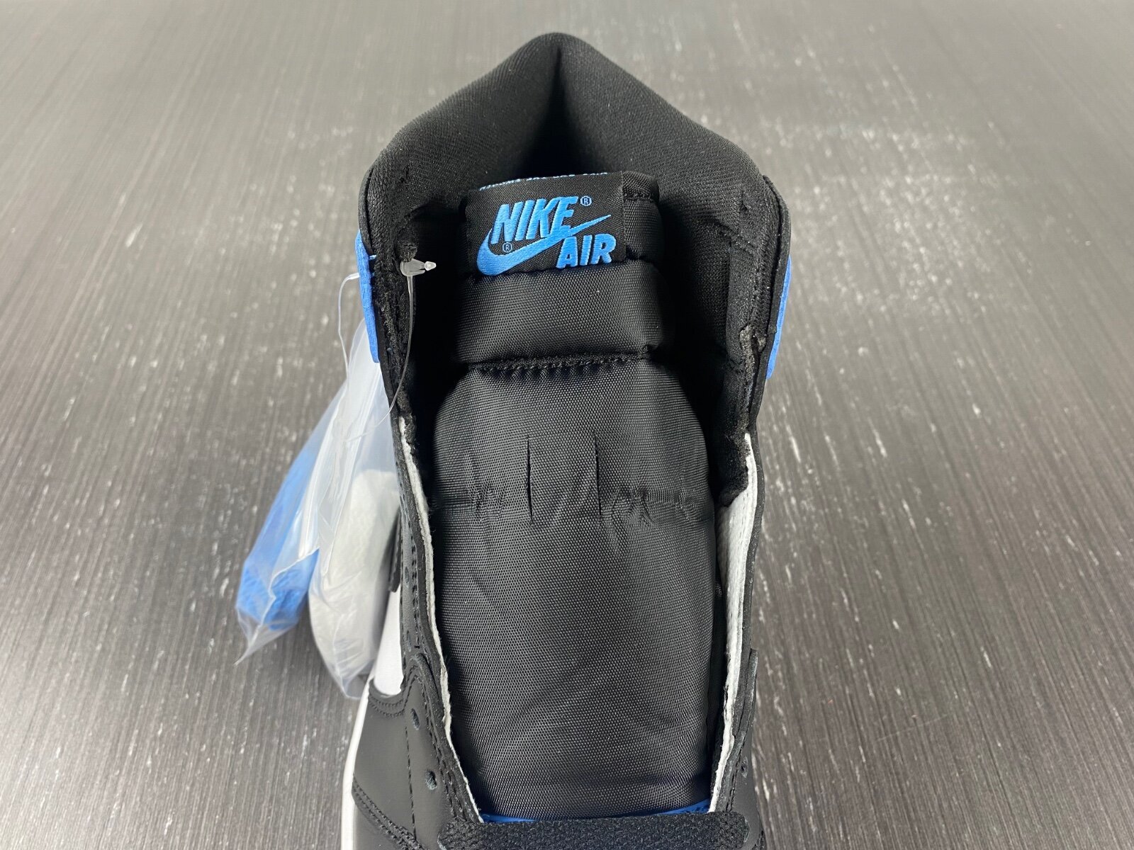 AJ1 Retro High OG 'UNC Toe' - Image 6
