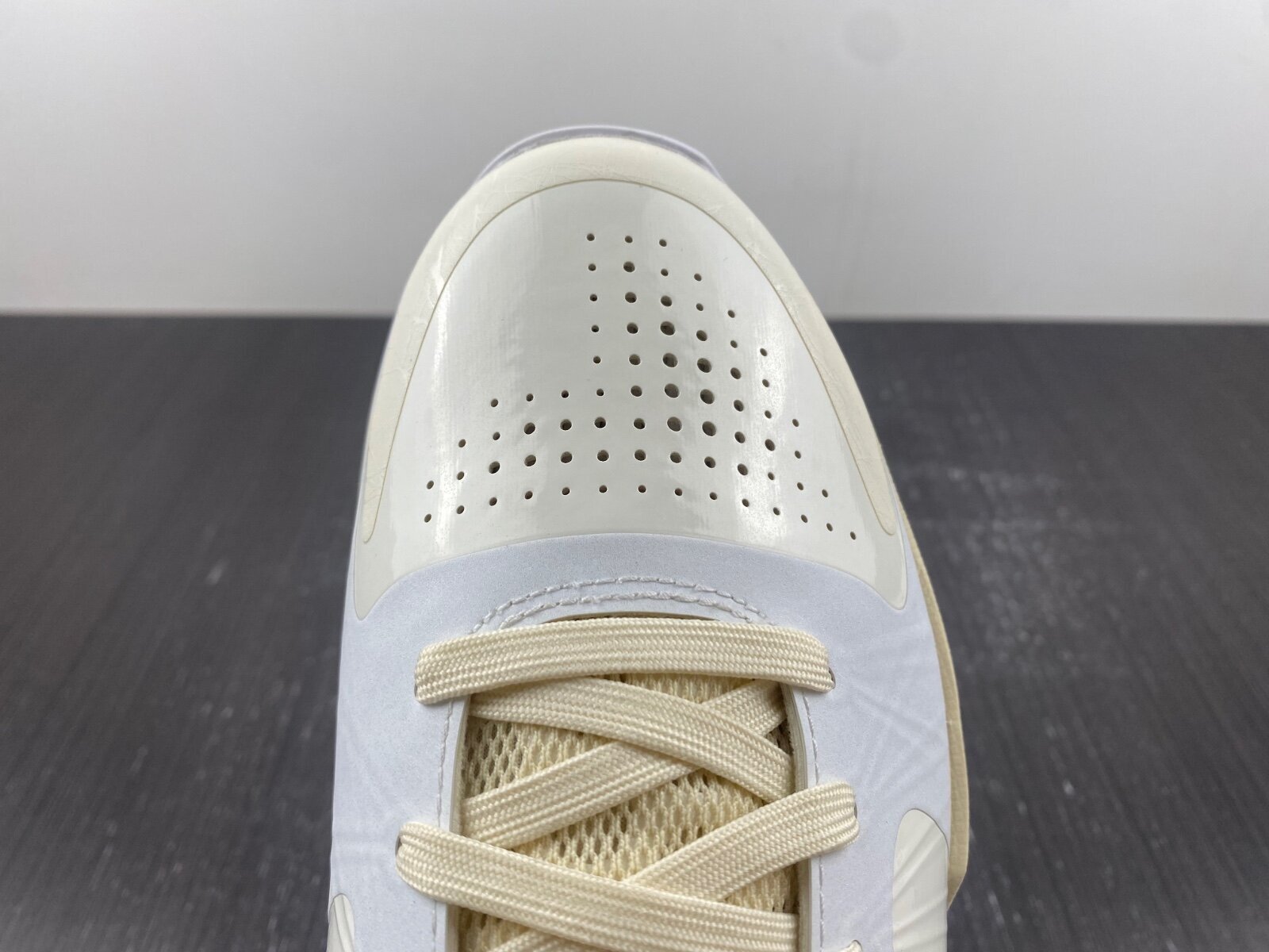 Off-White x Kobe 5 Protro Custom White - Image 8