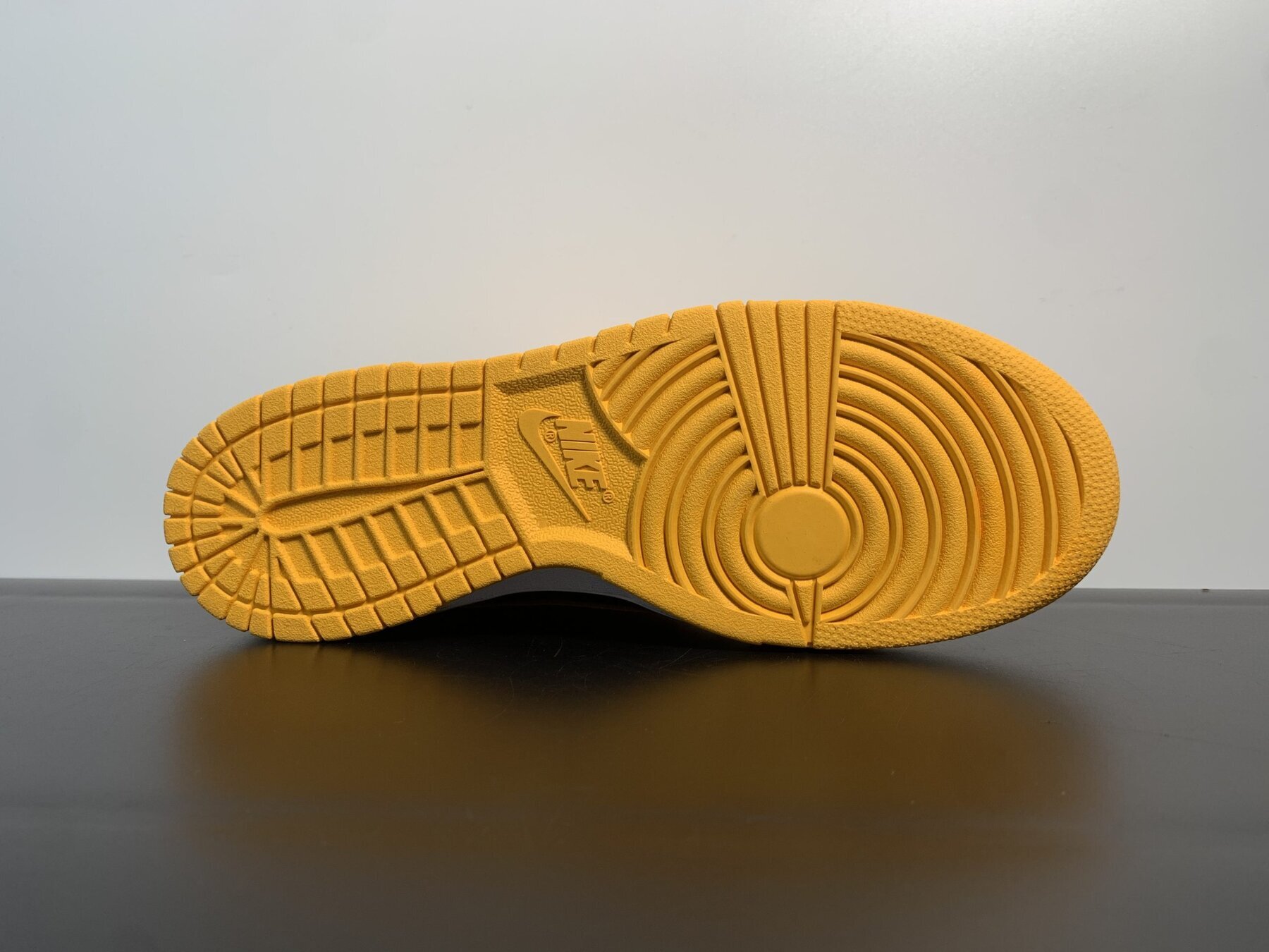 Dunk Low Championship Goldenrod - Image 6