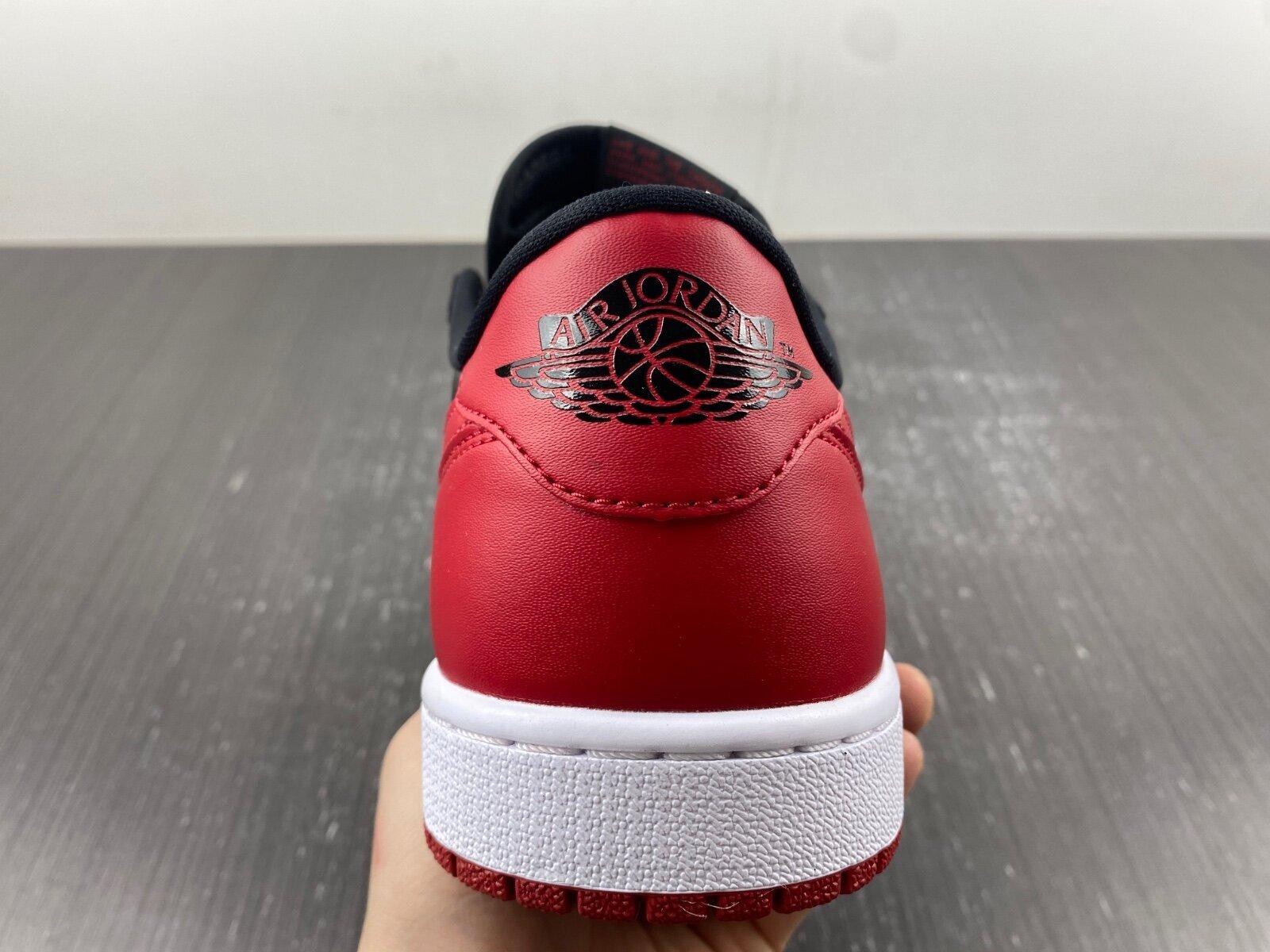 AJ1 Retro Low OG 'Bred' - Image 12