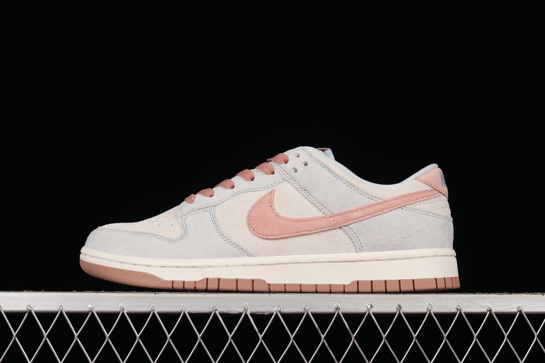 Dunk Low Fossil Rose - Image 3