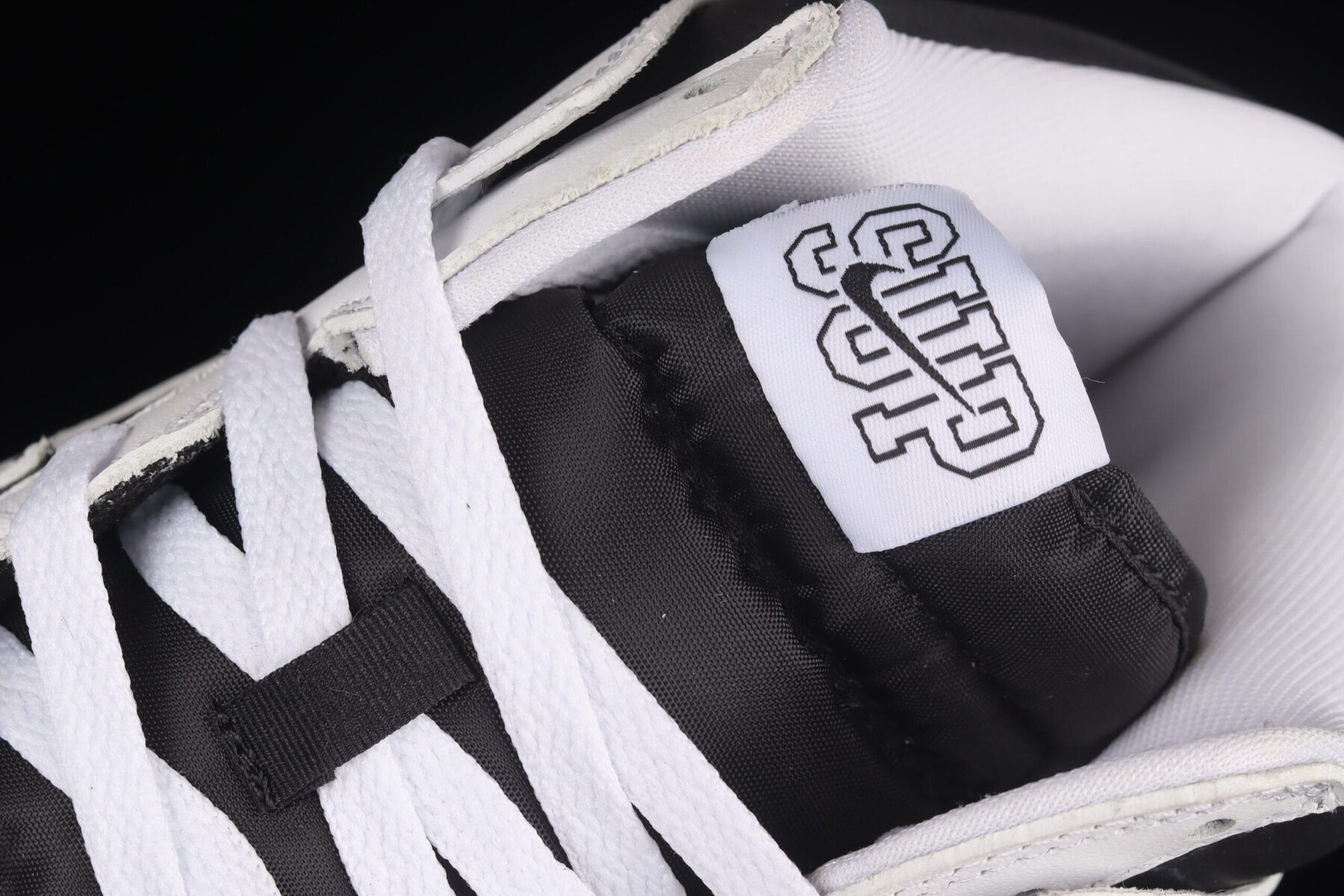SB Dunk High, Supreme By Any Means Black - Image 9