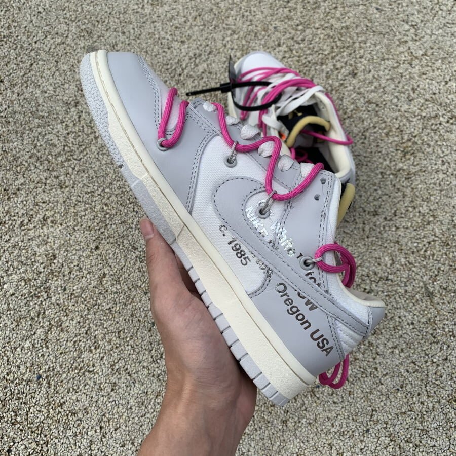 Off White Dunk Low Lot 30 - Image 3