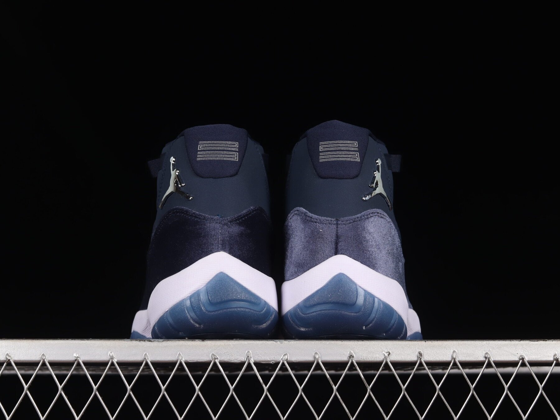 Women's AJ11 Midnight Navy - Image 8