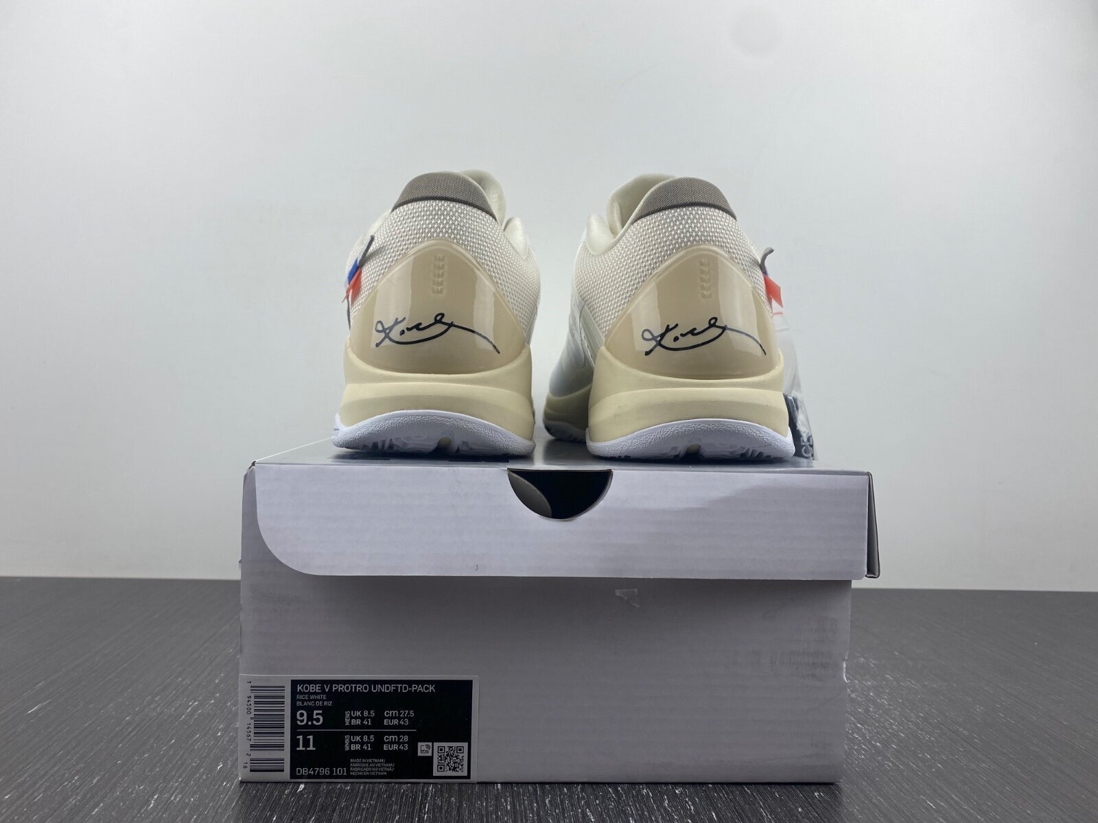 Off-White x Kobe 5 Protro Custom White - Image 11