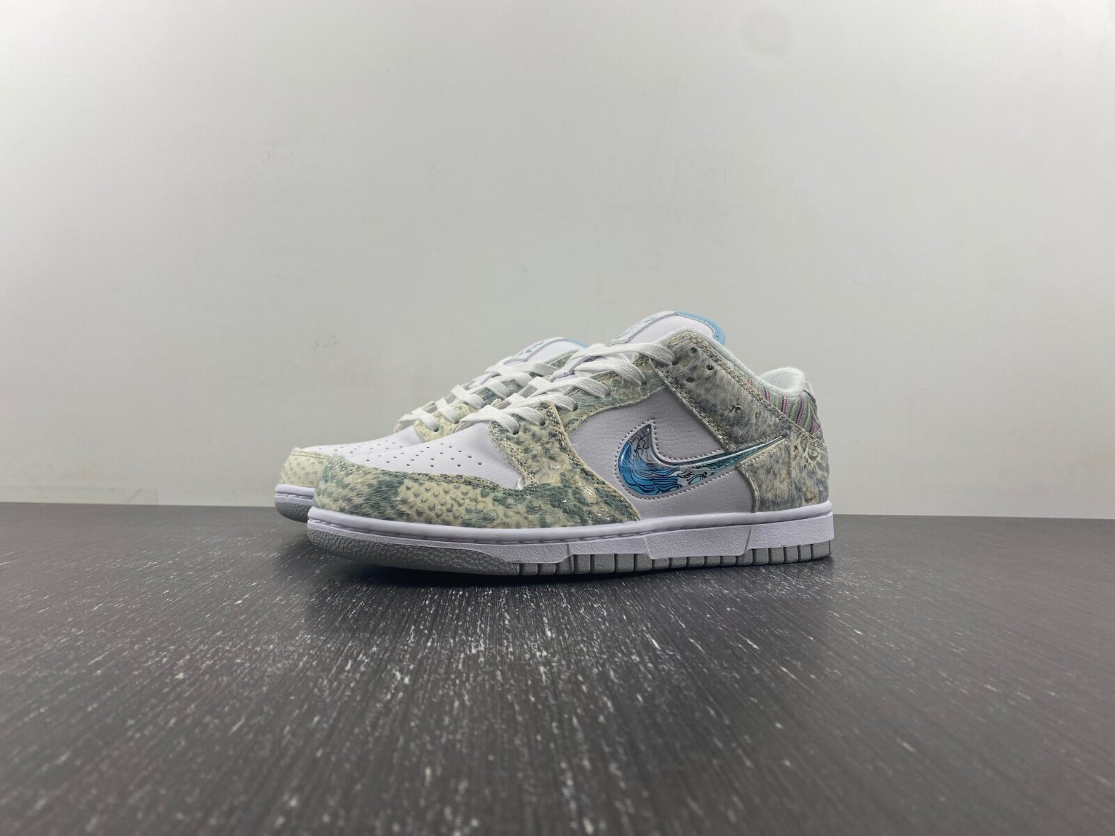 Dunk Low Steam Puppet - Image 8