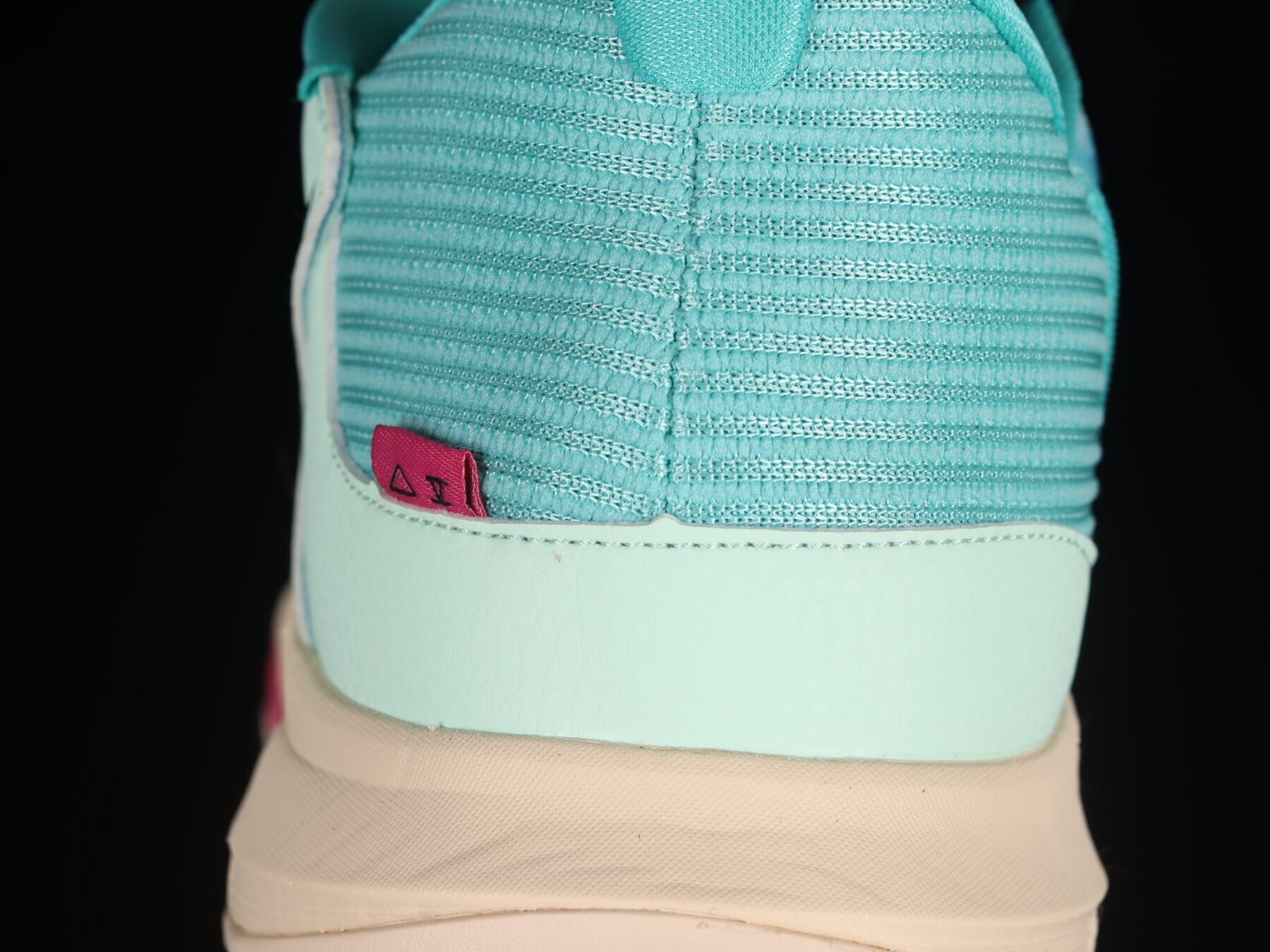 Kyrie Low 5 Community - Image 9