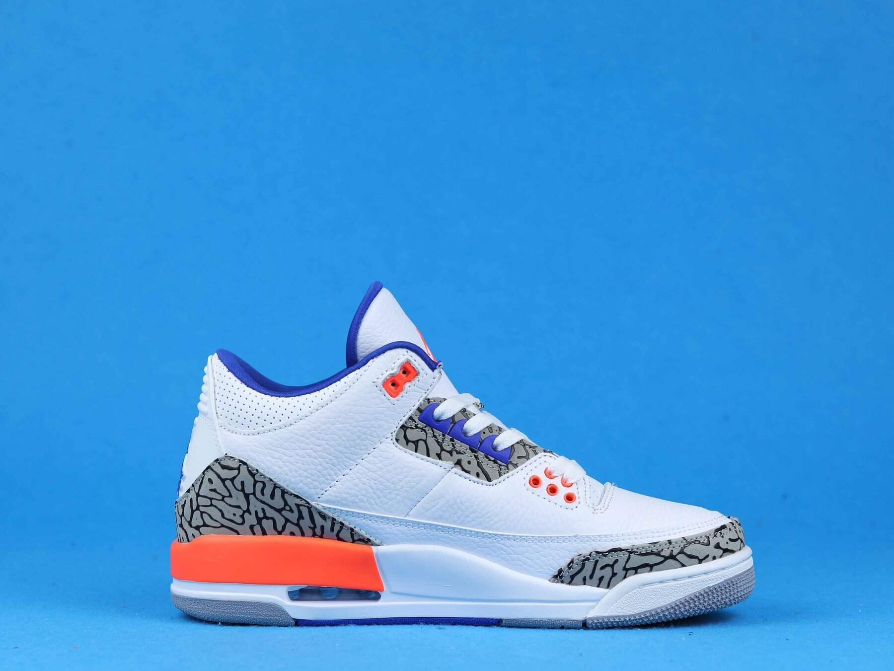 AJ3 Retro Knicks - Image 6