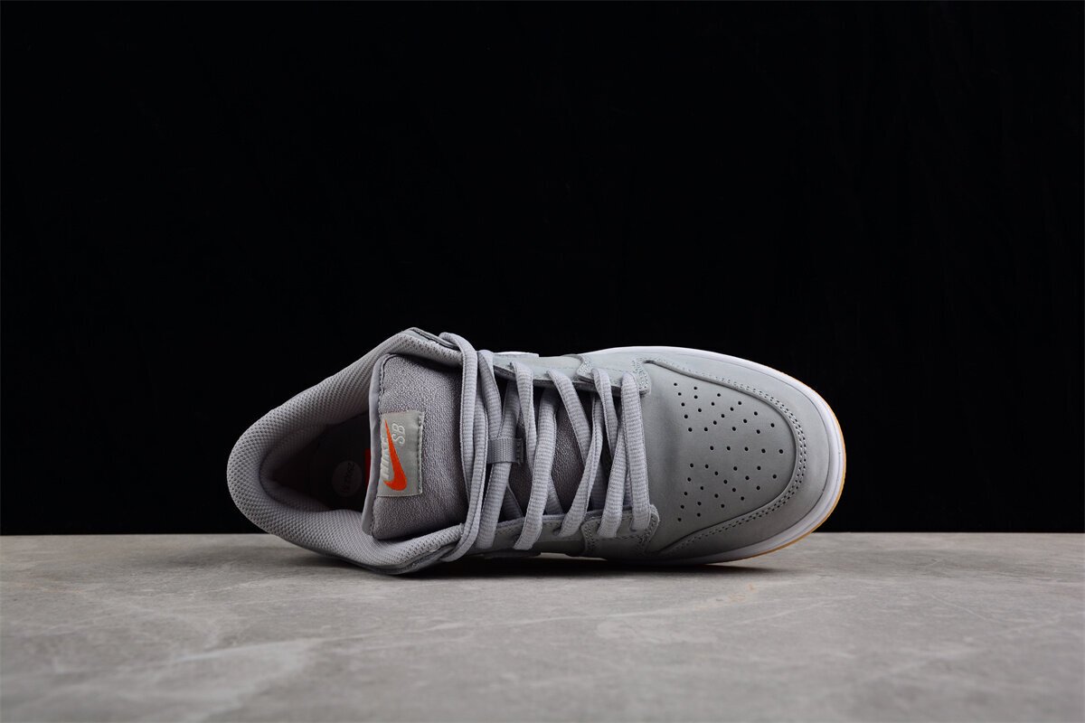 SB Dunk Low Pro ISO Orange Label Wolf Grey Gum - Image 4