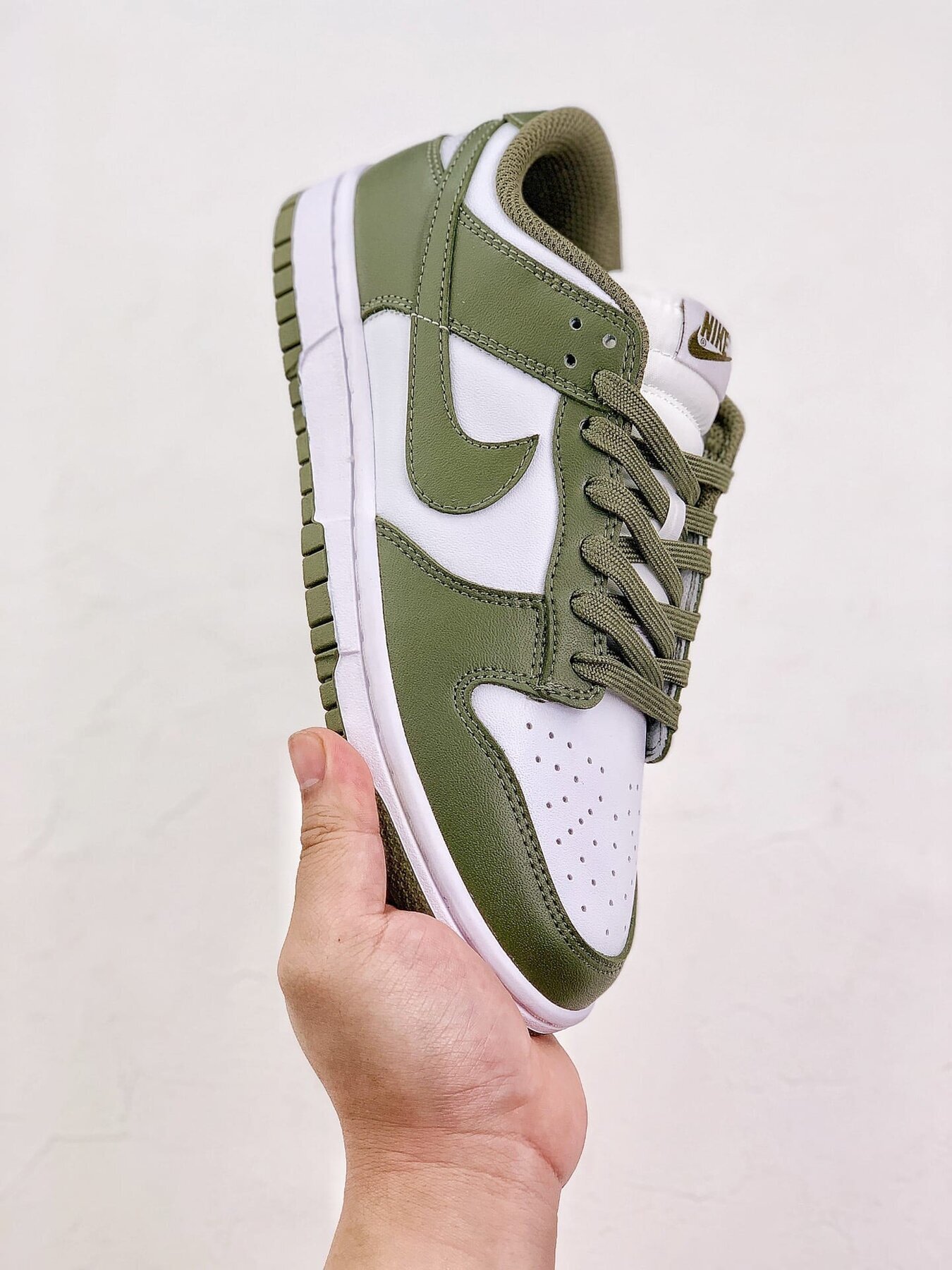 Dunk Low Medium Olive - Image 3