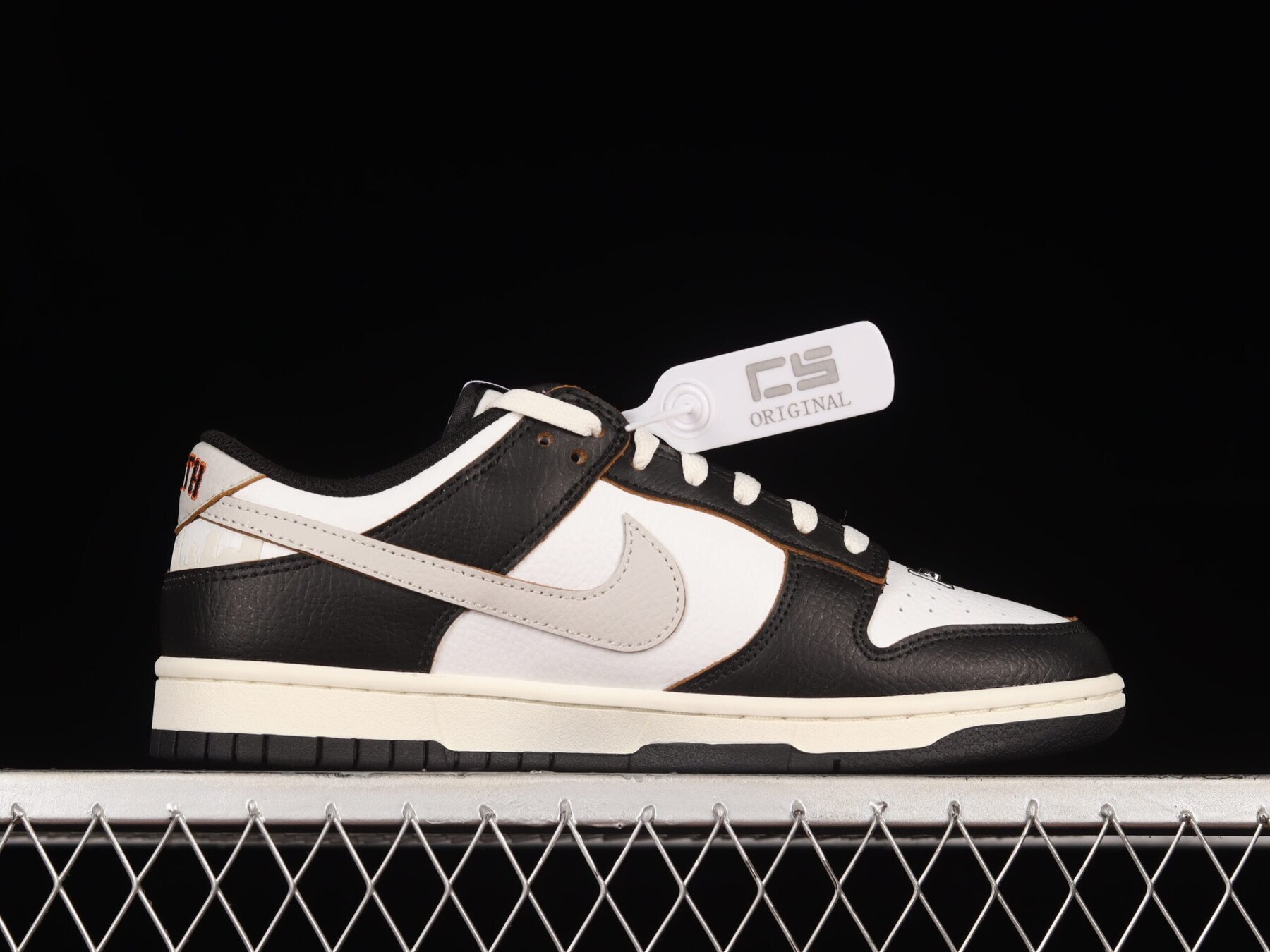 HUF x SB Dunk Low "San Francisco" - Image 9