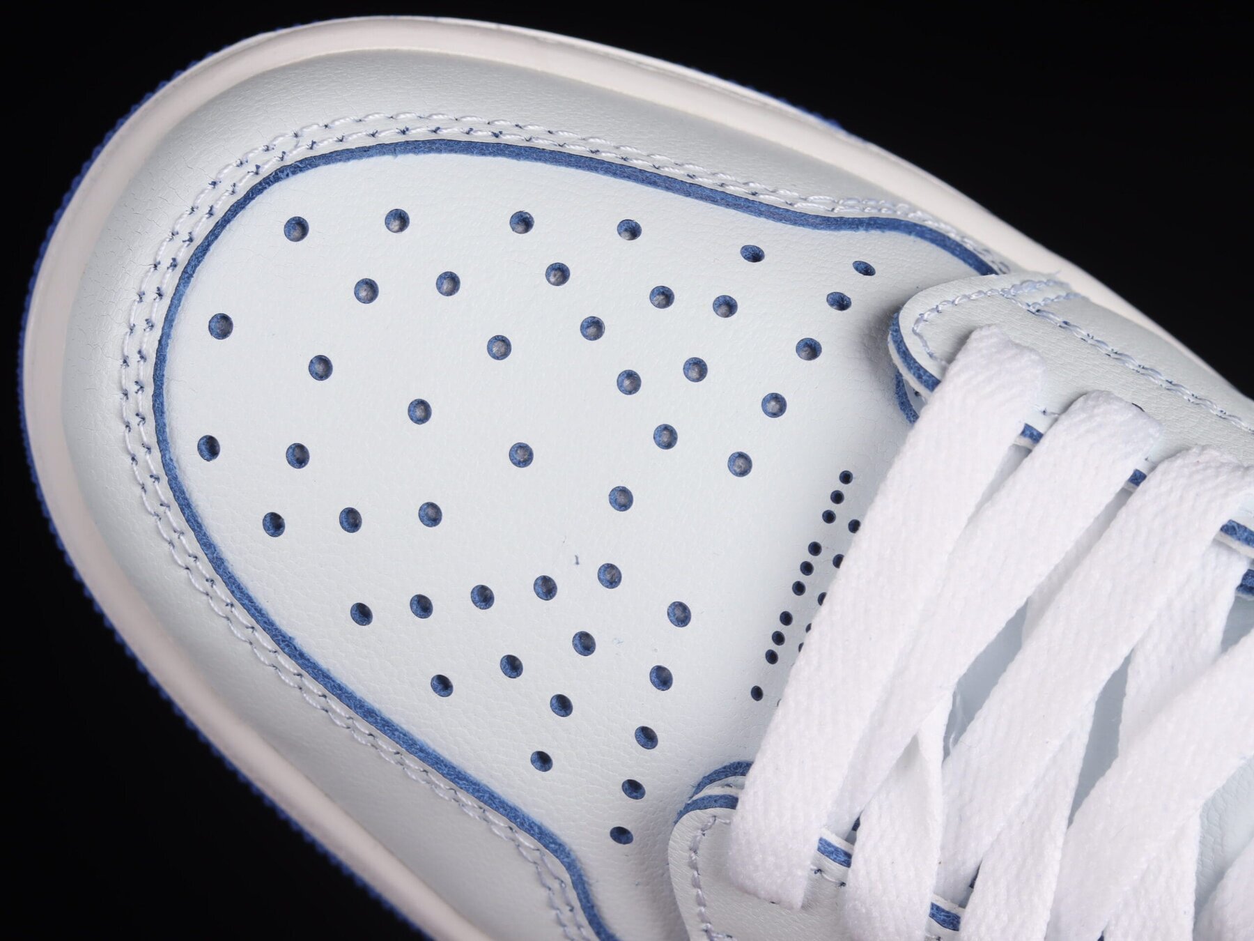 AJ1 High Zoom Air CMFT 25 Years In China - Image 3