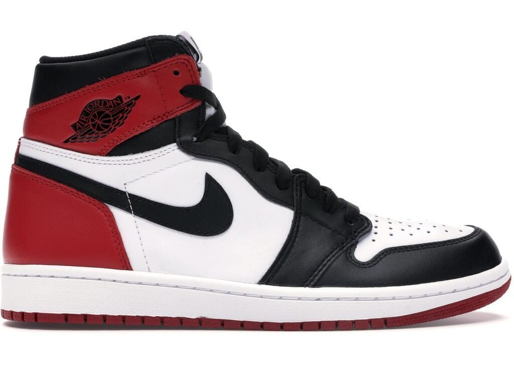 AJ1 Retro Black Toe (2016)