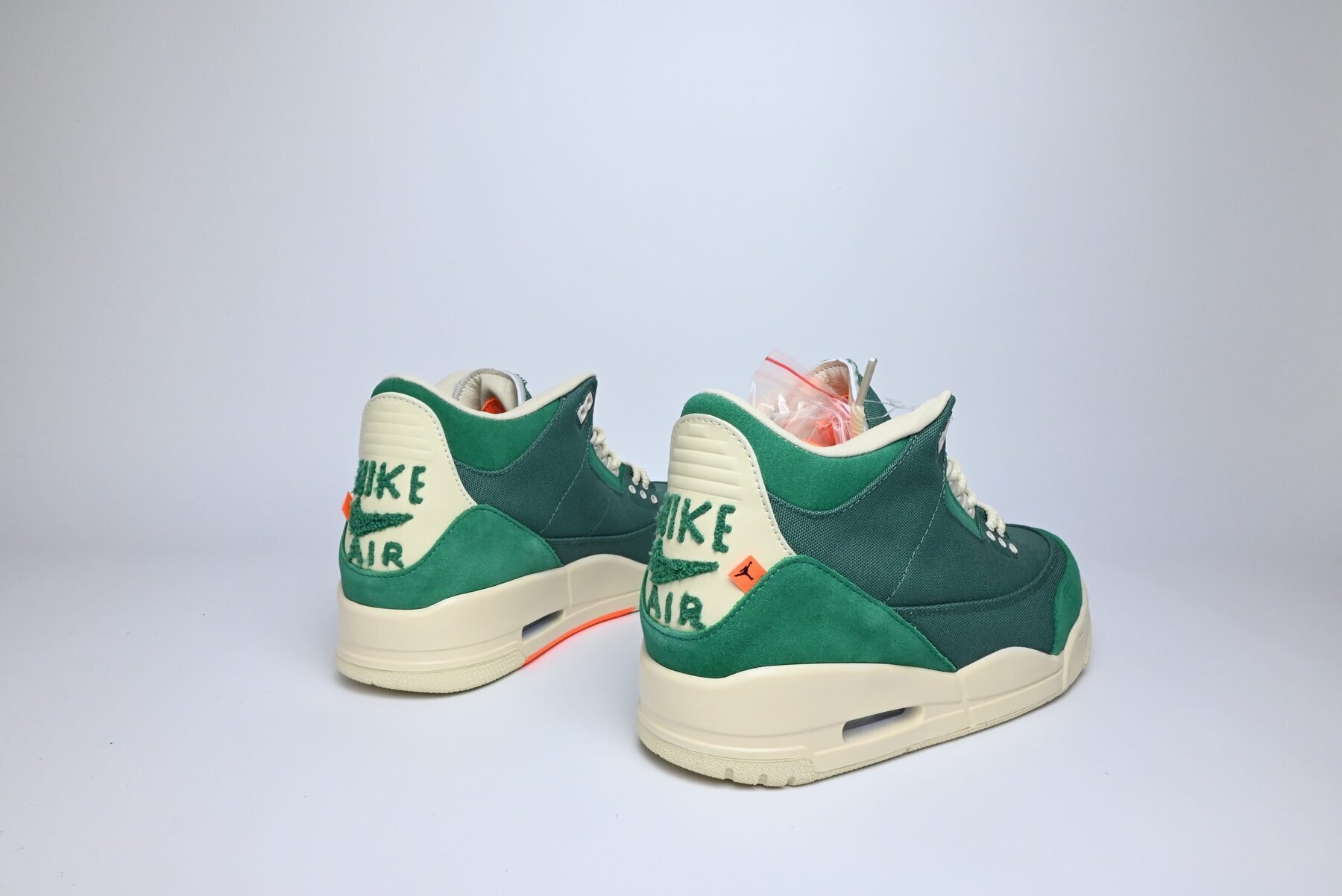 Women's AJ3 Retro SP Nina Chanel Abney Bicoastal - Image 2