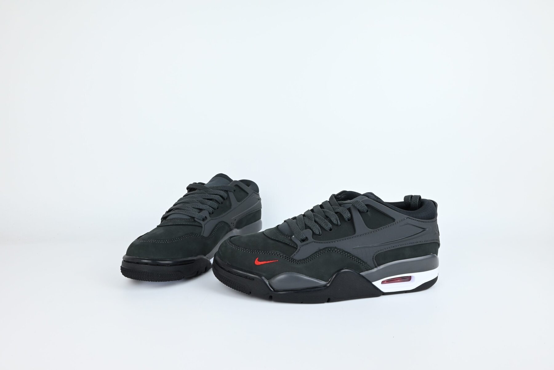 AJ4 RM SP Nigel Sylvester Driveway Grey - Image 6