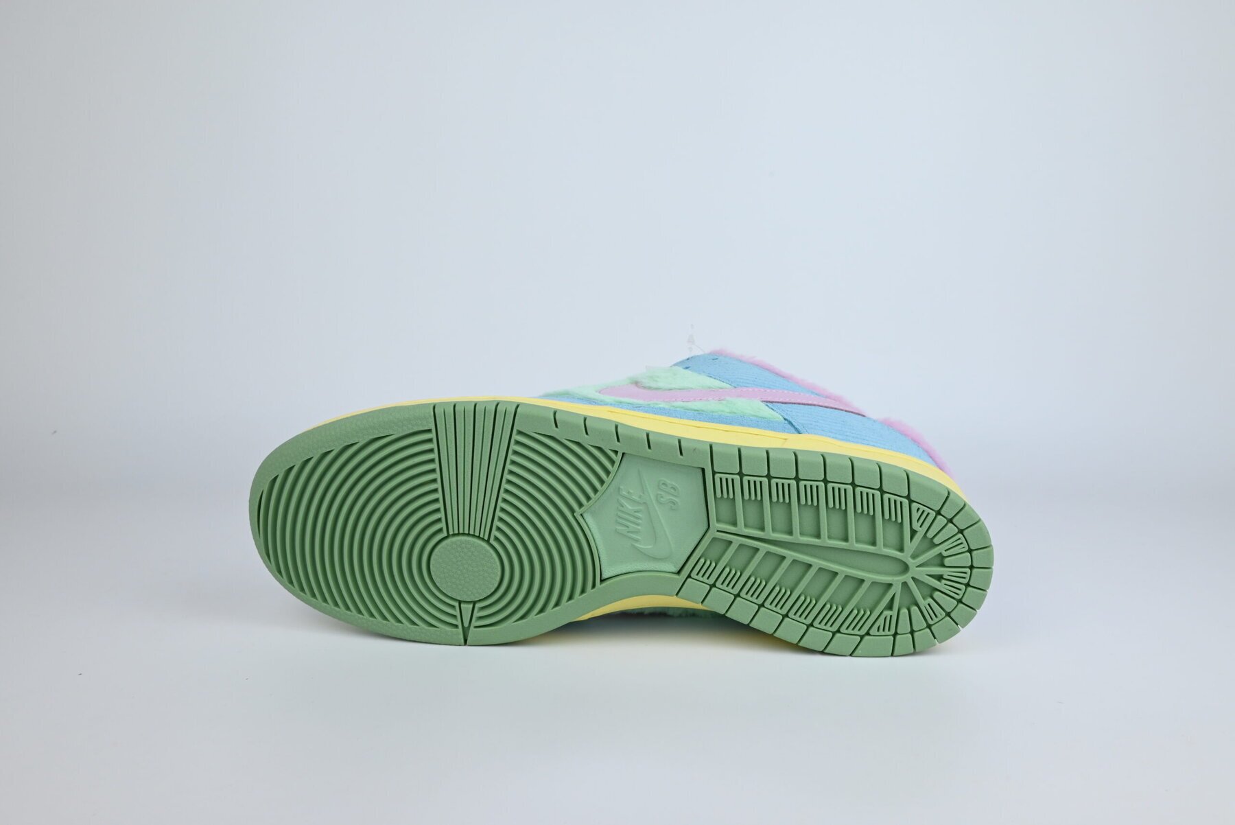 SB Dunk Low Verdy Visty - Image 6