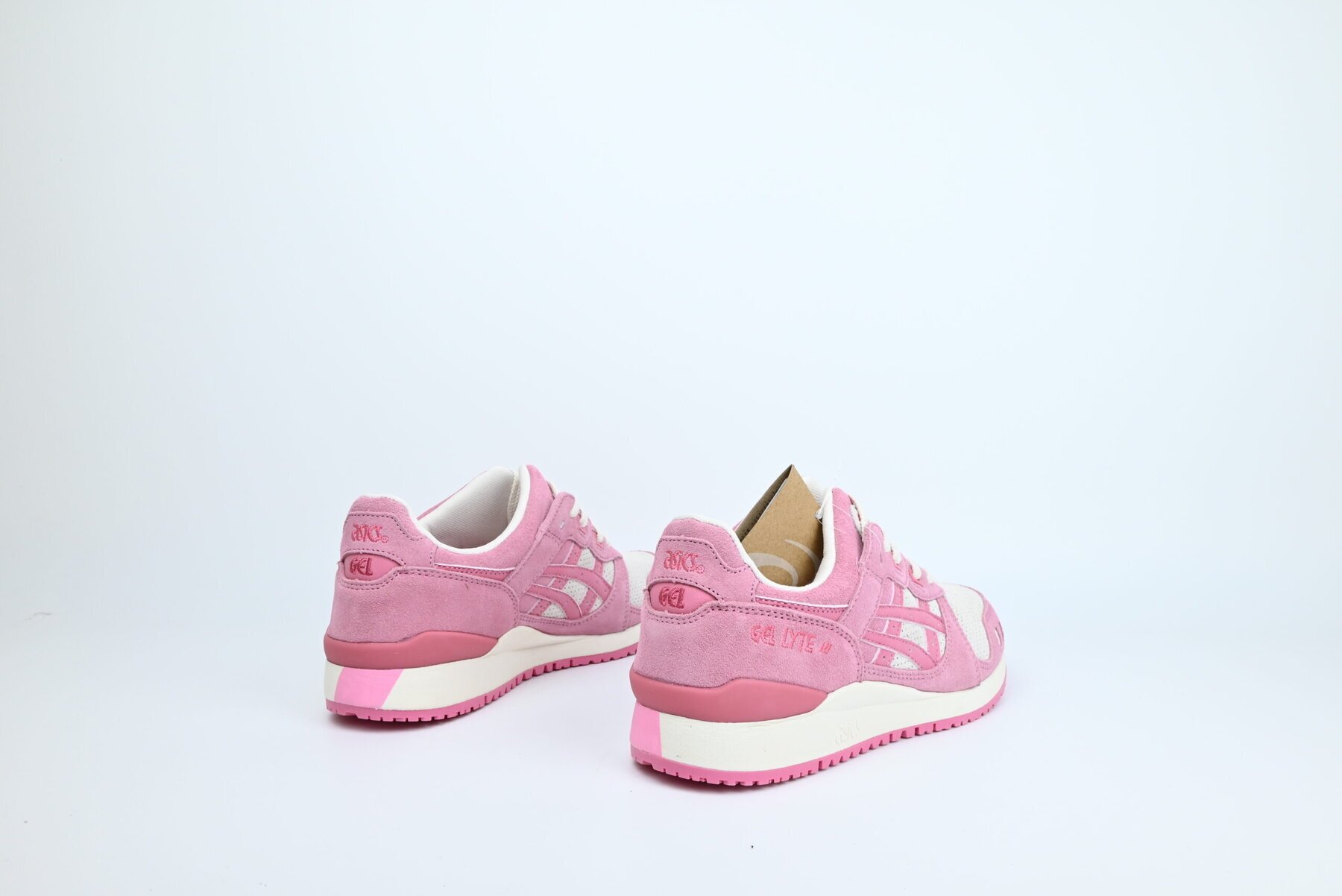 ASICS Gel Lyte III OG Blush Blossom Pink - Image 2
