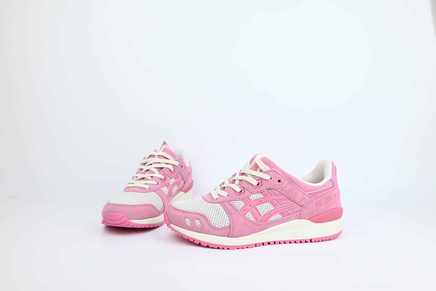 ASICS Gel Lyte III OG Blush Blossom Pink - Image 5