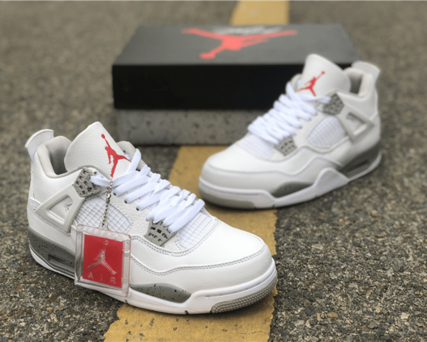 AJ4 Retro White Oreo - Image 6