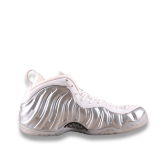 Women's Nike Air Foamposite One Chrome White