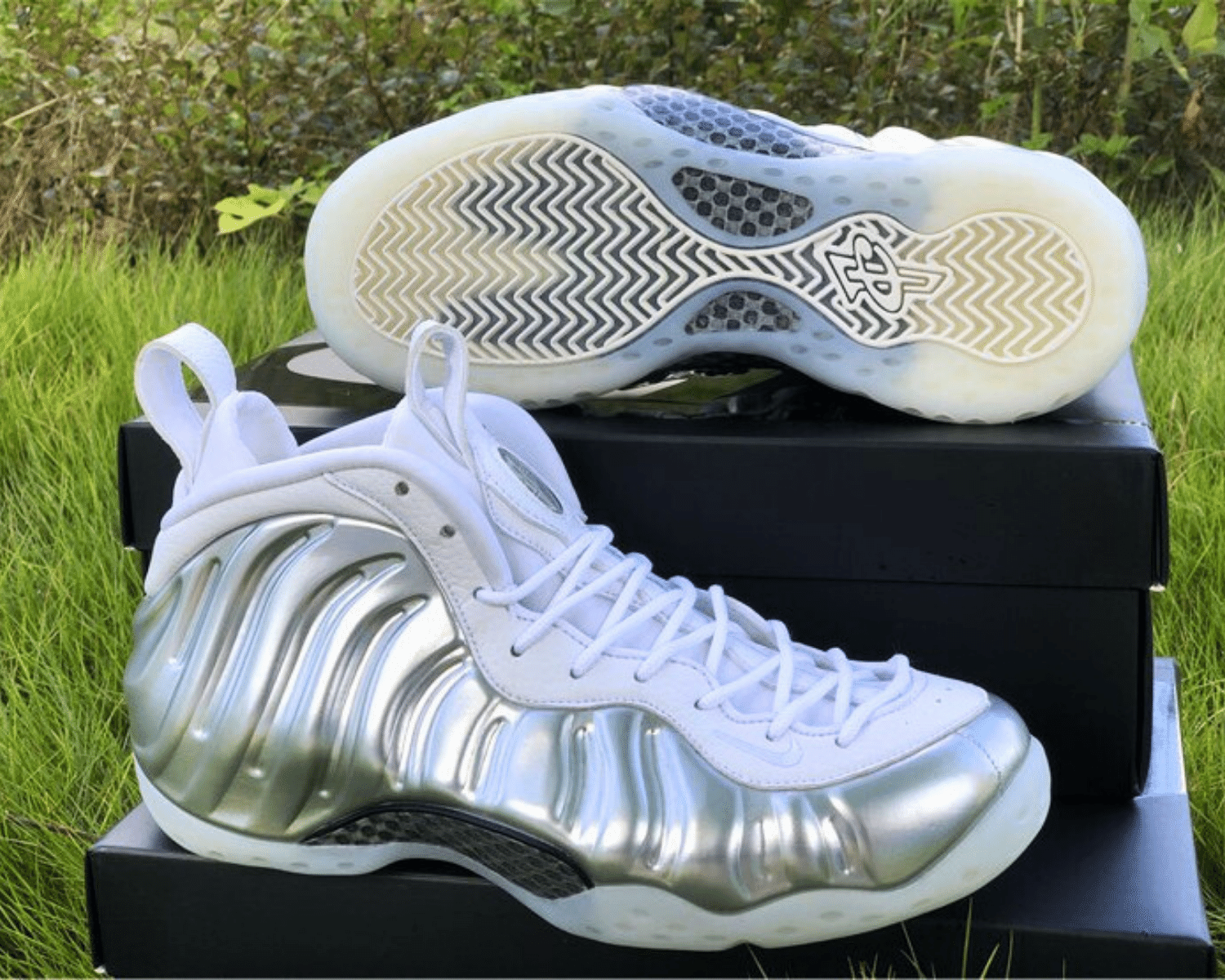 Women's Air Foamposite One Chrome White - Image 8
