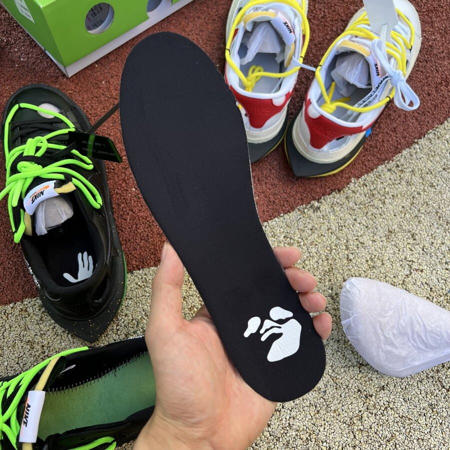 Blazer Low 77 Off-White Electro Green - Image 6