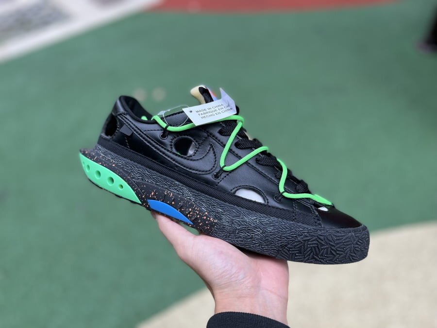 Blazer Low 77 Off-White Electro Green - Image 7