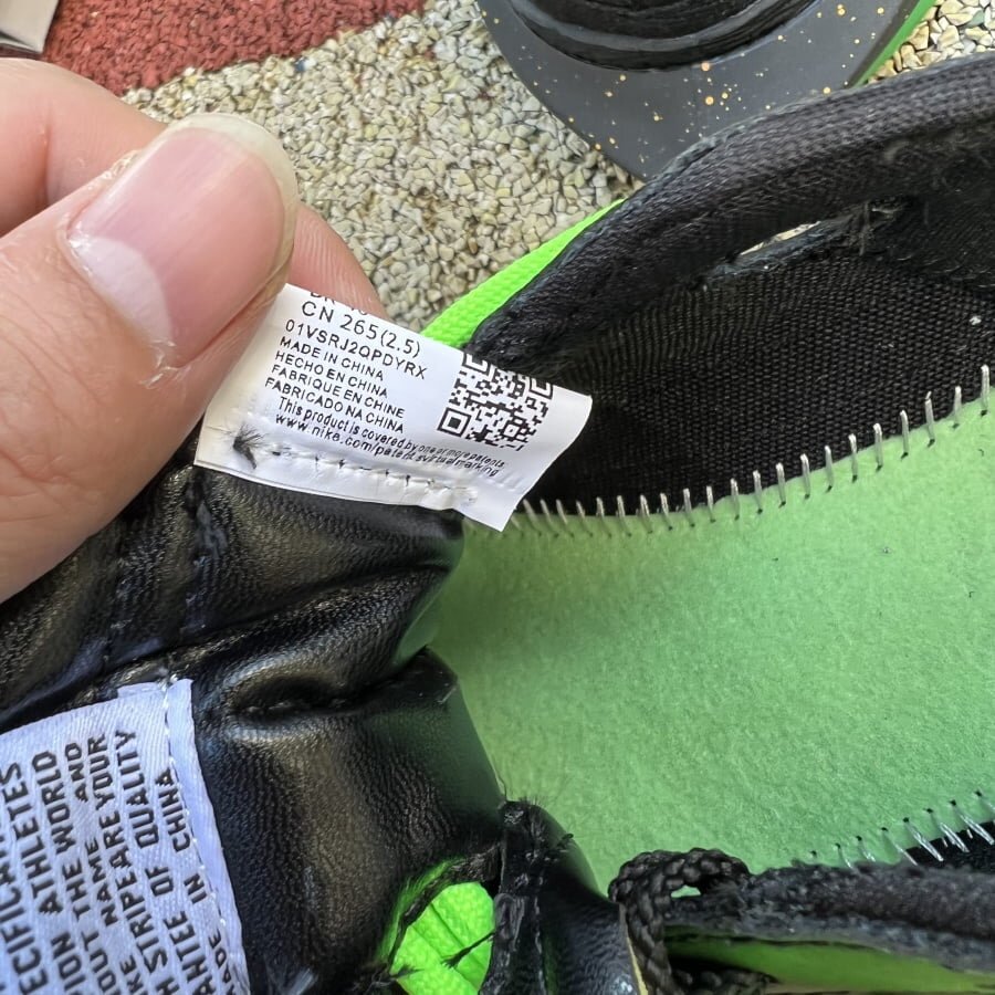 Blazer Low 77 Off-White Electro Green - Image 5