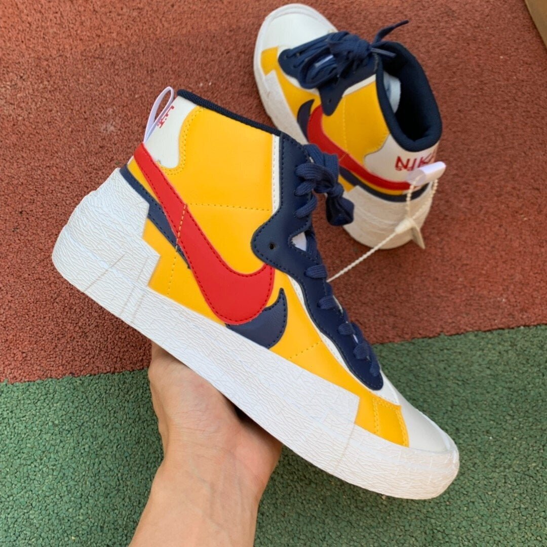 Blazer Mid Sacai White Yellow - Image 2