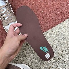 Dunk High Light Chocolate - Image 11