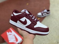 Dunk Low Bordeaux - Image 10